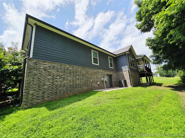 1715 W Blue Starr Drive, Claremore, OK 74017