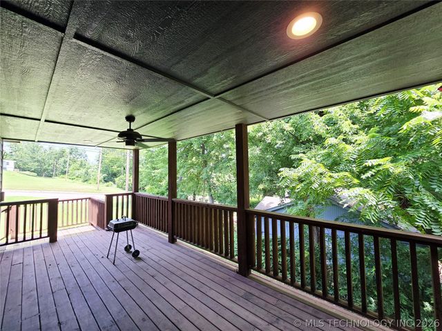 1715 W Blue Starr Drive, Claremore, OK 74017