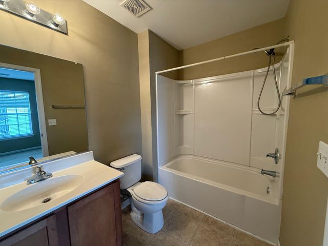 609 Hemingway Circle, Summerville, SC 29483