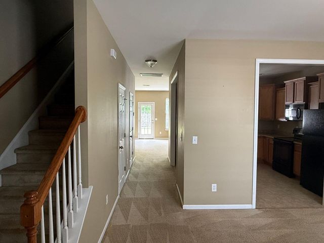 609 Hemingway Circle, Summerville, SC 29483