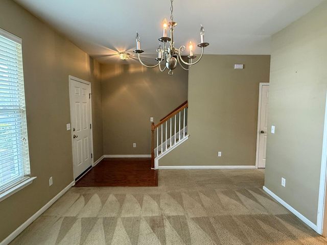 609 Hemingway Circle, Summerville, SC 29483