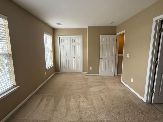 609 Hemingway Circle, Summerville, SC 29483