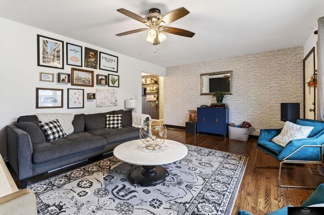 3829 N 93rd Street, Omaha, NE 68134