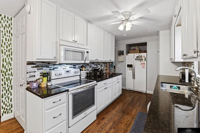 3829 N 93rd Street, Omaha, NE 68134