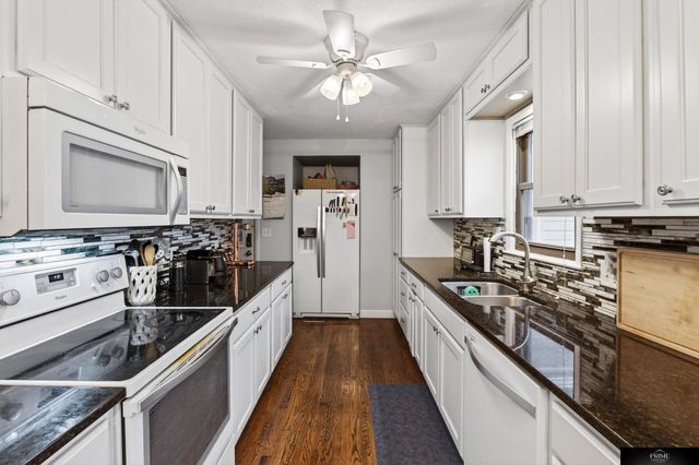 3829 N 93rd Street, Omaha, NE 68134