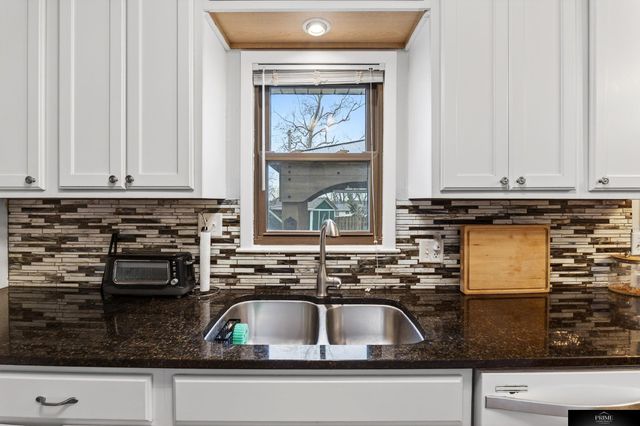 3829 N 93rd Street, Omaha, NE 68134