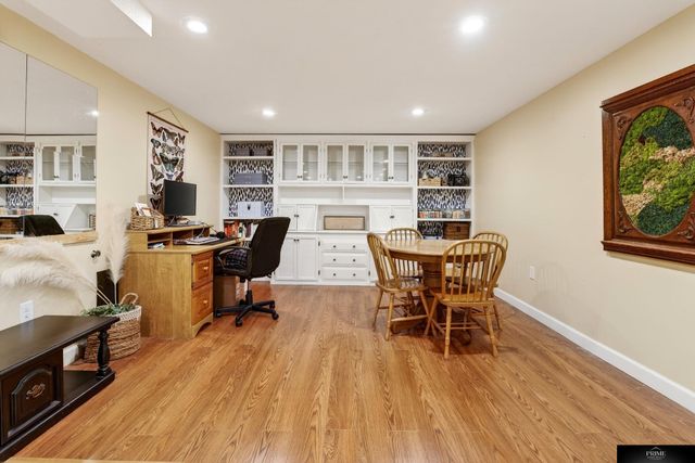 3829 N 93rd Street, Omaha, NE 68134