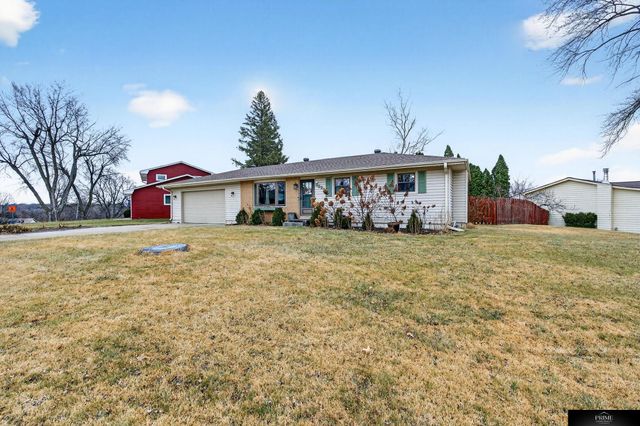 3829 N 93rd Street, Omaha, NE 68134