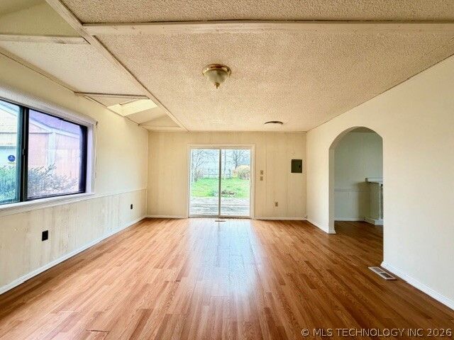 3548 E King Place, Tulsa, OK 74115