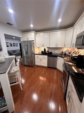 4400 NW 30th Street 224, Coconut Creek, FL 33066