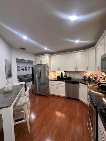 4400 NW 30th Street 224, Coconut Creek, FL 33066