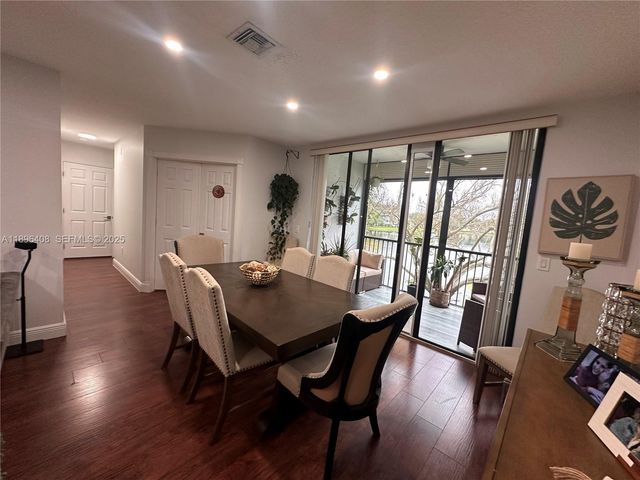 4400 NW 30th Street 224, Coconut Creek, FL 33066