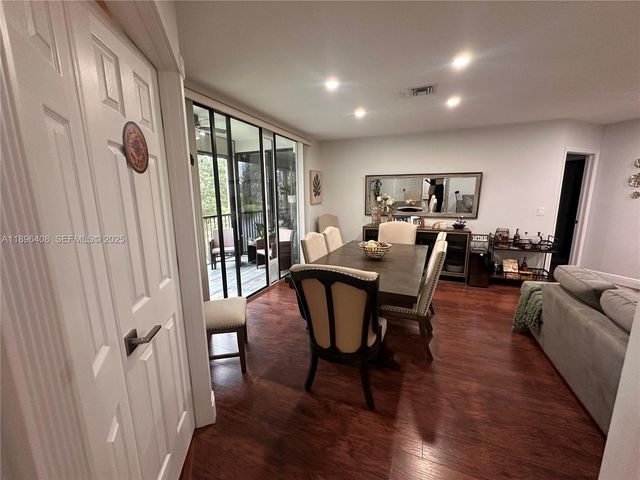 4400 NW 30th Street 224, Coconut Creek, FL 33066