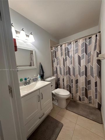 4400 NW 30th Street 224, Coconut Creek, FL 33066