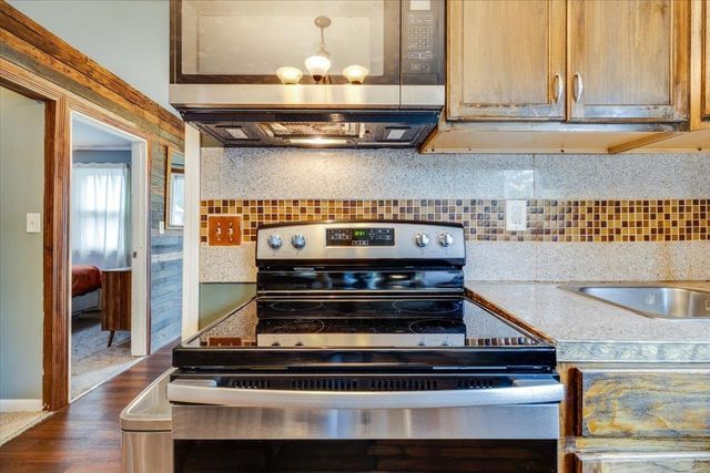 342 S Illinois St, Wichita, KS 67213