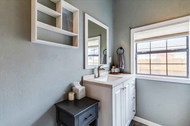 342 S Illinois St, Wichita, KS 67213