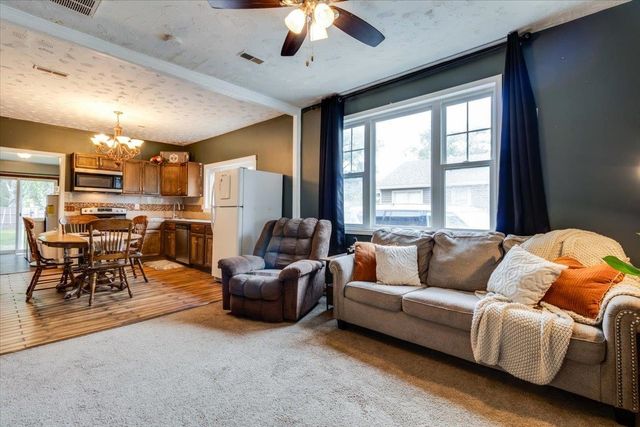 342 S Illinois St, Wichita, KS 67213