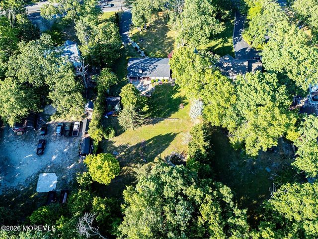 330 Chandler Road, Jackson, NJ 08527