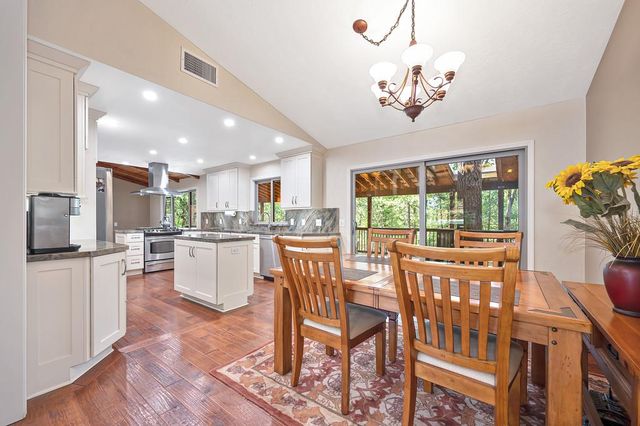 5470 Whitney Ct, Garden Valley, CA 95633