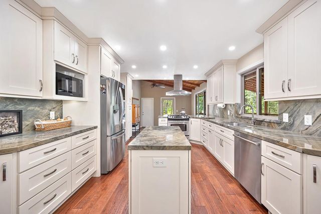 5470 Whitney Ct, Garden Valley, CA 95633