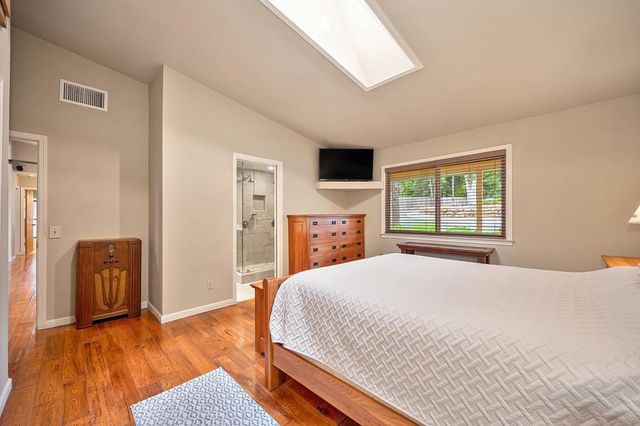 5470 Whitney Ct, Garden Valley, CA 95633