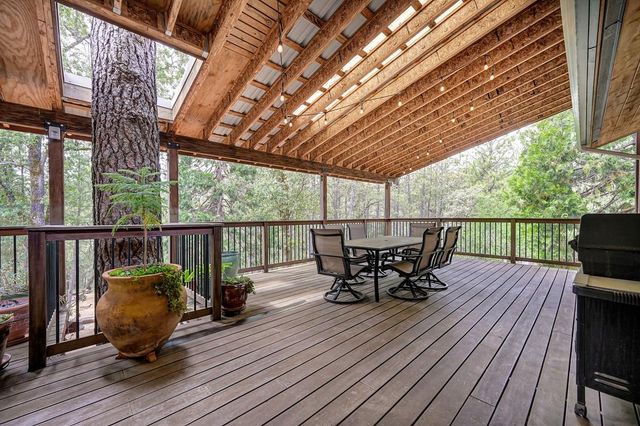 5470 Whitney Ct, Garden Valley, CA 95633