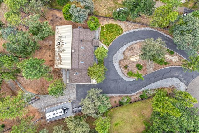 5470 Whitney Ct, Garden Valley, CA 95633