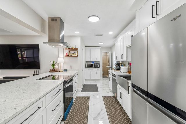 1618 BARRY ROAD, Clearwater, FL 33756