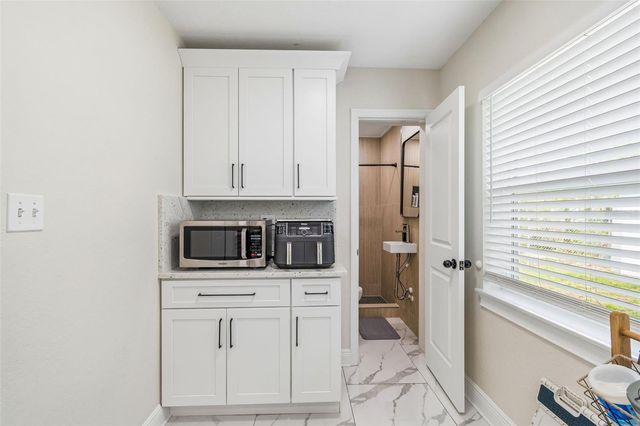 1618 BARRY ROAD, Clearwater, FL 33756