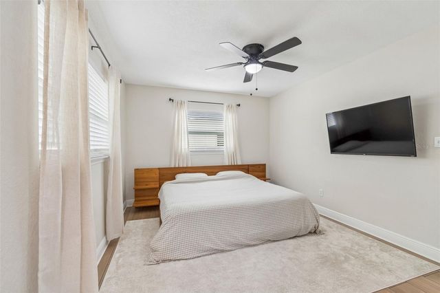 1618 BARRY ROAD, Clearwater, FL 33756