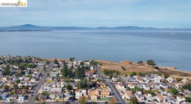 905 1st Street, Rodeo, CA 94572