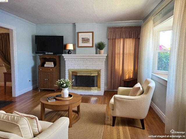 905 1st Street, Rodeo, CA 94572