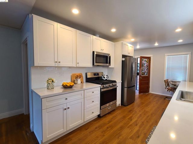 905 1st Street, Rodeo, CA 94572
