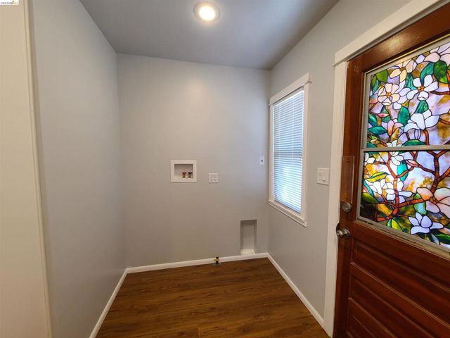 905 1st Street, Rodeo, CA 94572