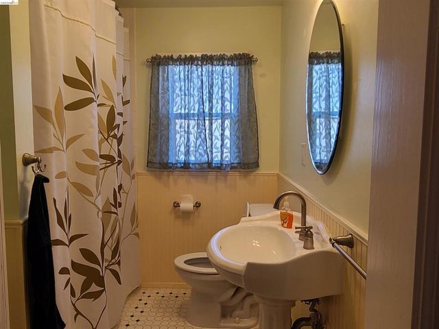905 1st Street, Rodeo, CA 94572