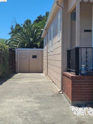 905 1st Street, Rodeo, CA 94572