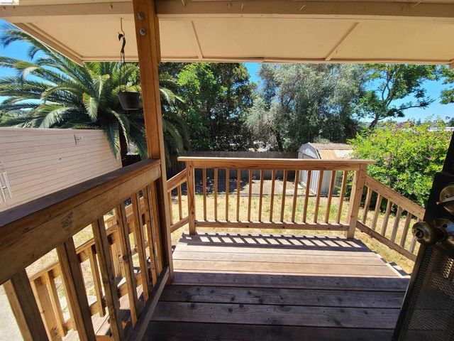 905 1st Street, Rodeo, CA 94572
