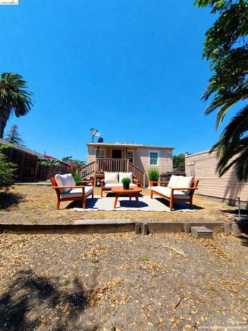 905 1st Street, Rodeo, CA 94572