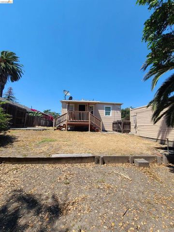 905 1st Street, Rodeo, CA 94572