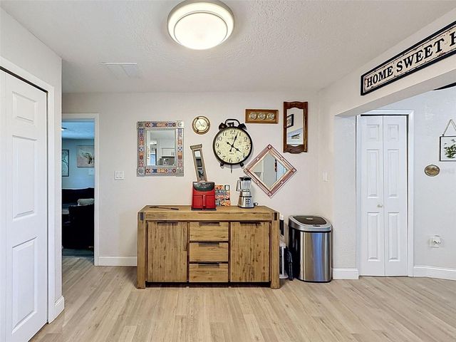 13944 1ST STREET, Dade City, FL 33525