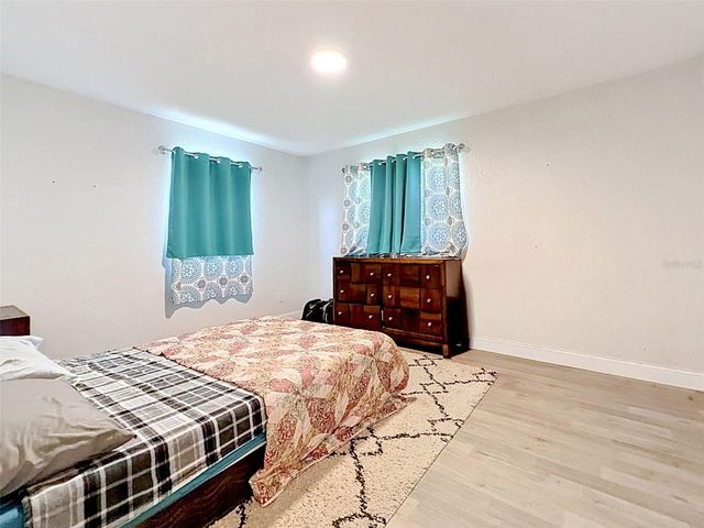 13944 1ST STREET, Dade City, FL 33525