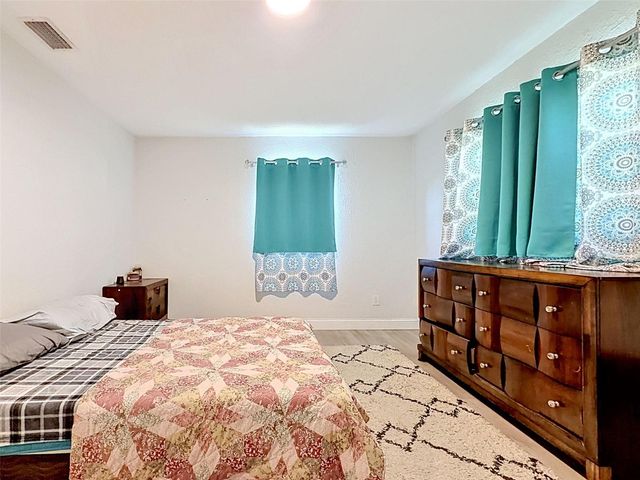 13944 1ST STREET, Dade City, FL 33525