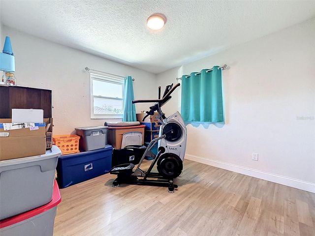 13944 1ST STREET, Dade City, FL 33525