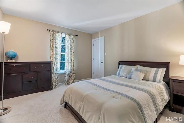 1415 Haarman Oak Drive, Chesterfield, MO 63005