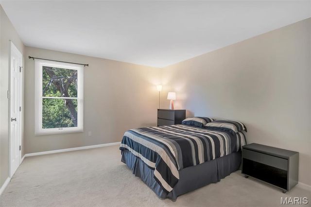 1415 Haarman Oak Drive, Chesterfield, MO 63005