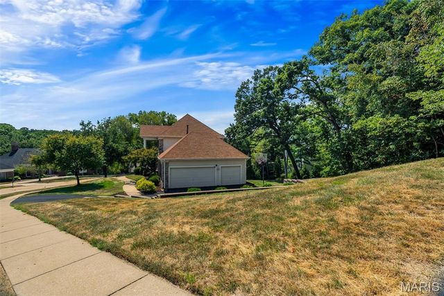 1415 Haarman Oak Drive, Chesterfield, MO 63005