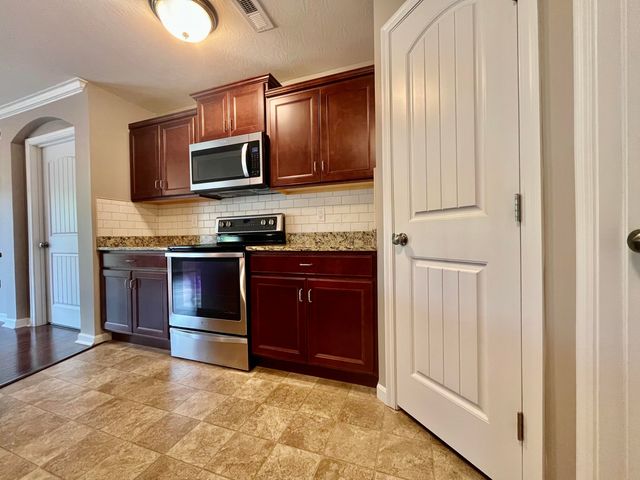 4236 Country Mill Ridge, Burlington, KY 41005