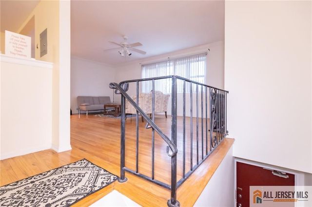 187 Evergreen Road 4B, Edison, NJ 08837