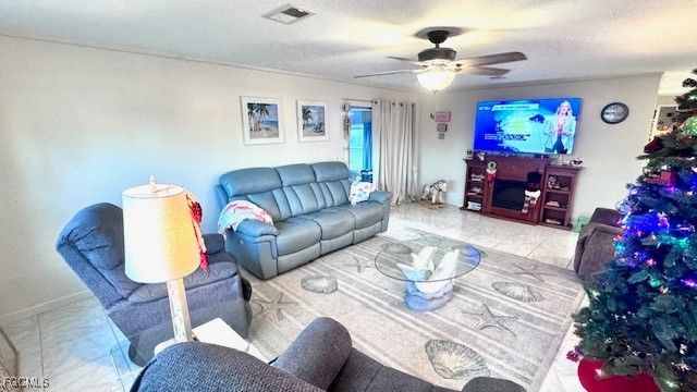 5635 Captain John Smith LOOP, North Fort Myers, FL 33917