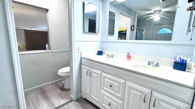 5635 Captain John Smith LOOP, North Fort Myers, FL 33917